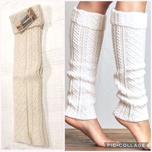 White 🤍cable-knit cuffed leg warmers new 🤍
